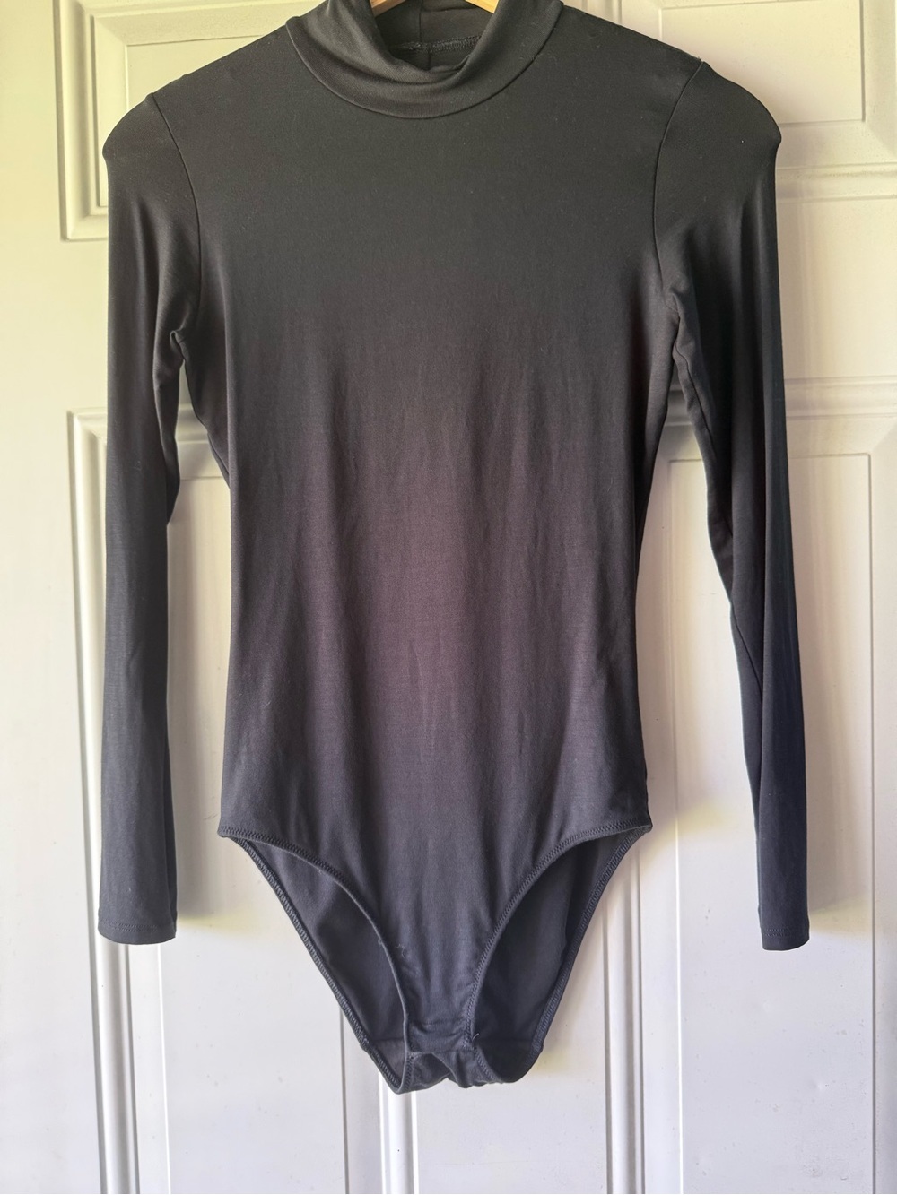 3/$20🍁SALE! Everlane black knit mock neck long sleeve bodysuit